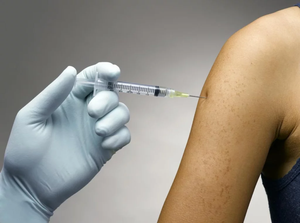 عوارض واکسن زگیل تناسلی